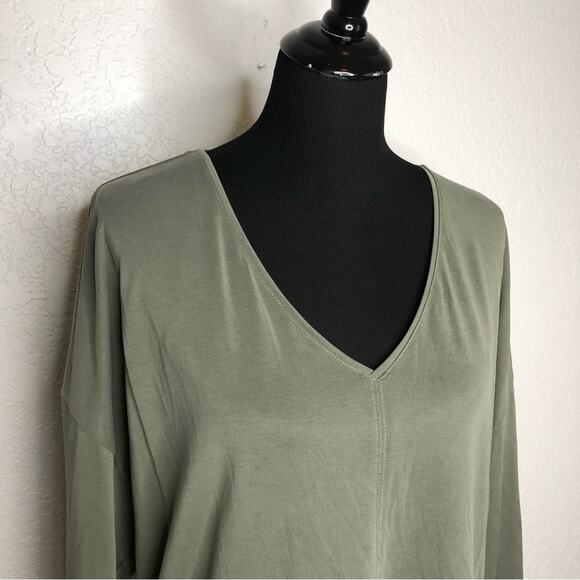 WHBM army olive green v neck top size Extra Large XL - Picture 2 of 11